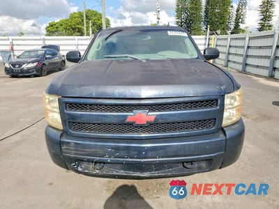 Piąte zdjęcie samochodu w środku: 2008 CHEVROLET SILVERADO C1500 VIN:2GCEC19J781238054 - miniatura
