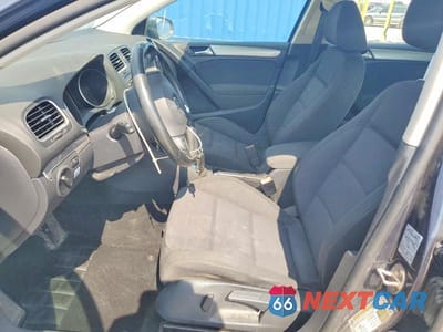 Zdjęcie 7 z 13 samochodu: 2014 VOLKSWAGEN GOLF VIN:WVWDM7AJ1EW007307 - miniatura