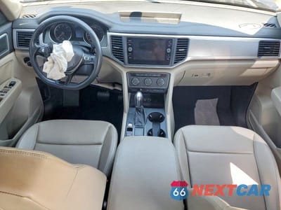 Zdjęcie 8 z 13 samochodu: 2018 VOLKSWAGEN ATLAS SE VIN:1V2CR2CA3JC543571 - miniatura