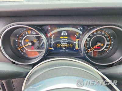 Zdjęcie 9 z 14 samochodu: 2020 JEEP WRANGLER UNLIMITED SAHARA VIN:1C4HJXEG0LW267848 - miniatura