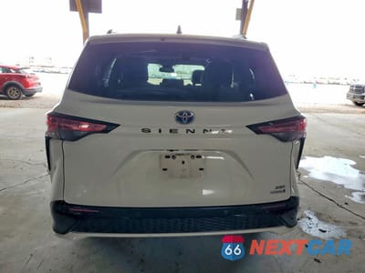 Zdjęcie 6 z 13 samochodu: 2022 TOYOTA SIENNA XSE VIN:5TDXRKEC0NS111333 - miniatura