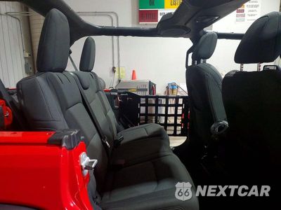 Zdjęcie 10 z 13 samochodu: 2020 JEEP WRANGLER UNLIMITED SPORT VIN:1C4HJXDG8LW311483 - miniatura