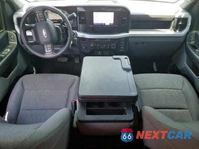 Zdjęcie 8 z 12 samochodu: 2025 FORD F350 SUPER DUTY VIN:1FT8X3BT8SEE09909 - miniatura