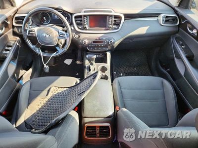 Zdjęcie 8 z 13 samochodu: 2020 KIA SORENTO S VIN:5XYPG4A53LG704901 - miniatura