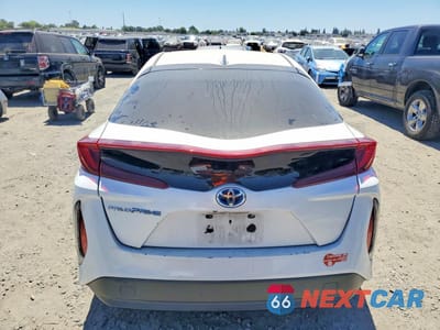 Zdjęcie 6 z 13 samochodu: 2017 TOYOTA PRIUS PRIME PREMIUM VIN:JTDKARFP5H3018079 - miniatura