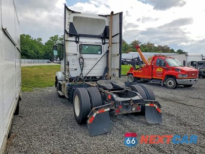 Drugie zdjęcie samochodu z przodu: 2018 VOLVO VNL SEMI TRUCK VIN:4V4N39TG2JN892593 - miniatura