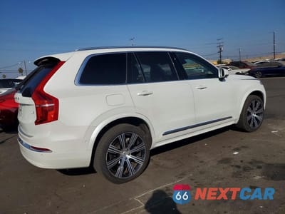 Trzecie zdjęcie samochodu z tyłu: 2024 VOLVO XC90 T8 RECHARGE VIN:YV4H60CE0R1226777 - miniatura