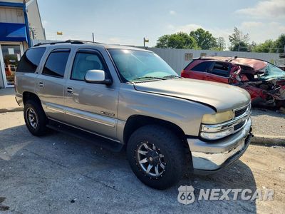 Czwarte zdjęcie samochodu z boku: 2002 CHEVROLET TAHOE K1500 VIN:1GNEK13ZX2J175005 - miniatura