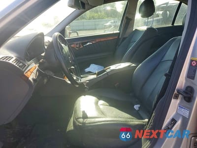 Zdjęcie 7 z 12 samochodu: 2004 MERCEDES-BENZ E 320 VIN:WDBUF65J24A529520 - miniatura