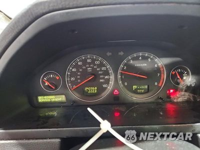 Zdjęcie 9 z 14 samochodu: 2004 VOLVO XC90 VIN:YV1CM59H441107151 - miniatura