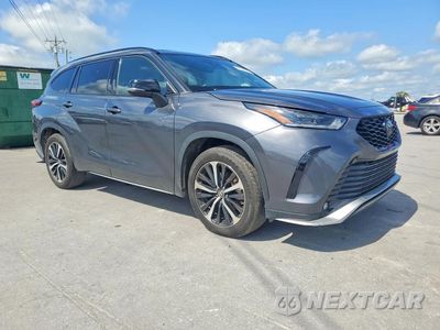 Czwarte zdjęcie samochodu z boku: 2021 TOYOTA HIGHLANDER XSE VIN:5TDJZRBH3MS058866 - miniatura