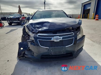 Piąte zdjęcie samochodu w środku: 2014 CHEVROLET CRUZE VIN:1G1P75SZ9E7131860 - miniatura