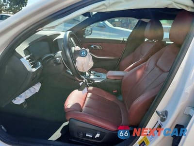Zdjęcie 7 z 13 samochodu: 2022 BMW 330E VIN:3MW5P7J05N8C52264 - miniatura