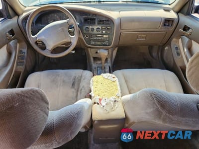 Zdjęcie 8 z 12 samochodu: 1996 TOYOTA CAMRY VIN:4T1BF12K7TU873300 - miniatura