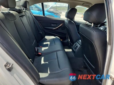 Zdjęcie 10 z 12 samochodu: 2016 BMW 320 XI VIN:WBA8E5G55GNT41150 - miniatura