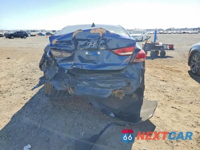 Zdjęcie 6 z 12 samochodu: 2017 HYUNDAI ELANTRA SE VIN:5NPD74LF8HH059333 - miniatura