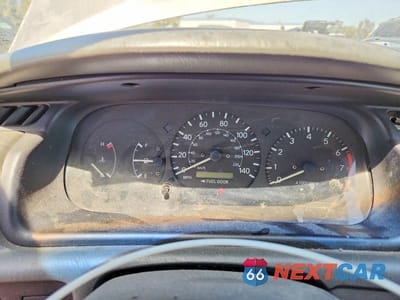 Zdjęcie 9 z 12 samochodu: 2000 TOYOTA CAMRY CE VIN:4T1BG22K5YU001191 - miniatura