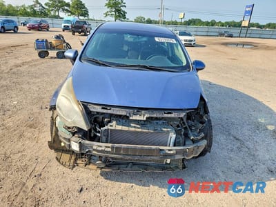 Piąte zdjęcie samochodu w środku: 2016 KIA RIO LX VIN:KNADM4A39G6539646 - miniatura