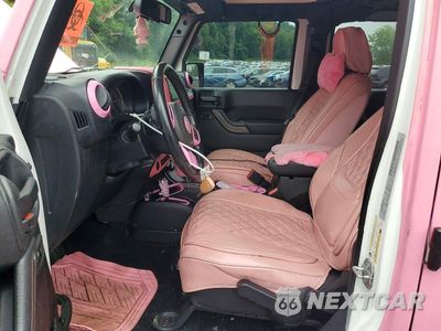 Zdjęcie 7 z 13 samochodu: 2018 JEEP WRANGLER UNLIMITED SPORT VIN:1C4HJWDGXJL821682 - miniatura