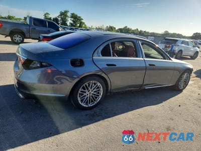 Trzecie zdjęcie samochodu z tyłu: 2021 MERCEDES-BENZ S 580 4MATIC VIN:W1K6G7GB7MA057159 - miniatura