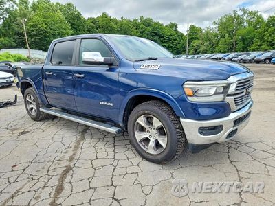 Czwarte zdjęcie samochodu z boku: 2020 RAM 1500 LARAMIE VIN:1C6SRFJTXLN325182 - miniatura