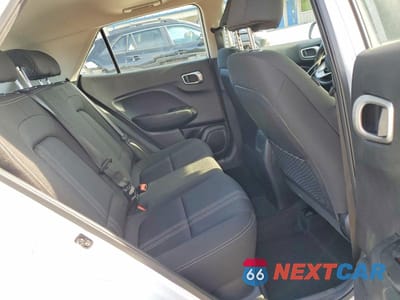 Zdjęcie 10 z 13 samochodu: 2021 HYUNDAI VENUE SEL VIN:KMHRC8A35MU093954 - miniatura