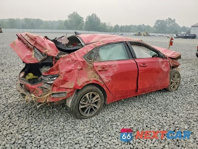 Trzecie zdjęcie samochodu z tyłu: 2024 KIA FORTE LXS VIN:3KPF24AD7RE804698 - miniatura