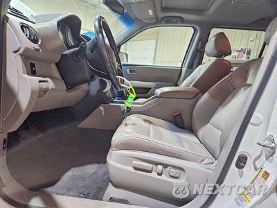 Zdjęcie 7 z 13 samochodu: 2011 HONDA PILOT EXL VIN:5FNYF4H67BB032613 - miniatura