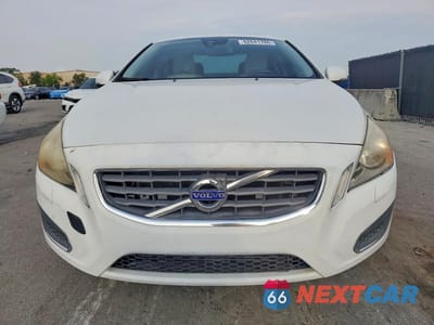 Piąte zdjęcie samochodu w środku: 2012 VOLVO S60 T5 VIN:YV1622FS5C2031188 - miniatura