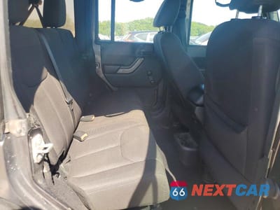Zdjęcie 10 z 12 samochodu: 2016 JEEP WRANGLER UNLIMITED SPORT VIN:1C4BJWDG3GL256044 - miniatura