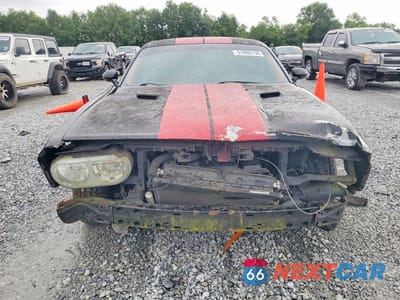 Piąte zdjęcie samochodu w środku: 2013 DODGE CHALLENGER SXT VIN:2C3CDYAG3DH520128 - miniatura