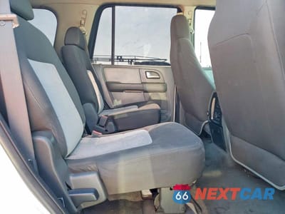 Zdjęcie 11 z 13 samochodu: 2004 FORD EXPEDITION XLT VIN:1FMPU16L44LB28686 - miniatura
