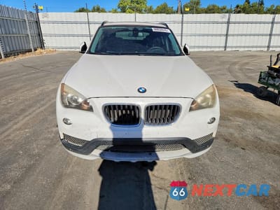 Piąte zdjęcie samochodu w środku: 2015 BMW X1 SDRIVE28I VIN:WBAVM1C5XFV316201 - miniatura