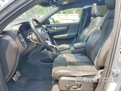 Zdjęcie 7 z 13 samochodu: 2020 VOLVO XC40 VIN:YV4162UM3L2243125 - miniatura