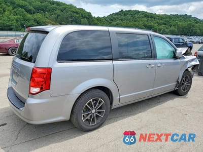Trzecie zdjęcie samochodu z tyłu: 2019 DODGE GRAND CARAVAN SE VIN:2C4RDGBG8KR503590 - miniatura