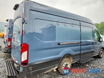 Trzecie zdjęcie samochodu z tyłu: 2020 FORD TRANSIT 250 DELIVERY VAN VIN:1FTBR3X88LKB28264 - miniatura