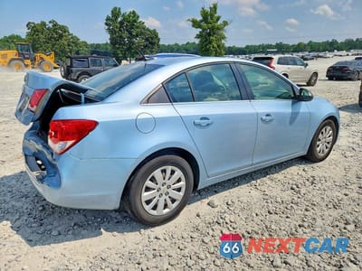 Trzecie zdjęcie samochodu z tyłu: 2011 CHEVROLET CRUZE LS VIN:1G1PC5SH2B7137658 - miniatura