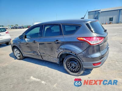 Drugie zdjęcie samochodu z przodu: 2016 FORD ESCAPE S VIN:1FMCU0F77GUA11596 - miniatura