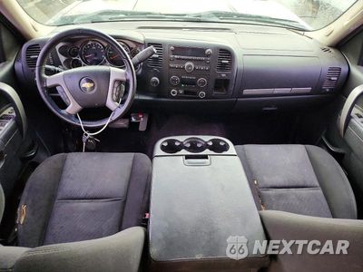 Zdjęcie 8 z 12 samochodu: 2010 CHEVROLET SILVERADO K1500 LT VIN:3GCRKSE33AG297620 - miniatura