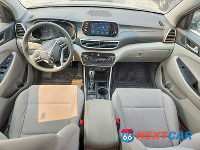 Zdjęcie 8 z 13 samochodu: 2019 HYUNDAI TUCSON SE VIN:KM8J2CA46KU840194 - miniatura