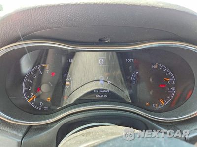 Zdjęcie 9 z 13 samochodu: 2016 JEEP GRAND CHEROKEE LAREDO VIN:1C4RJEAG9GC394152 - miniatura