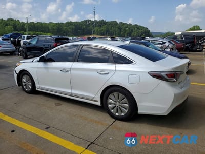 Drugie zdjęcie samochodu z przodu: 2016 HYUNDAI SONATA HYBRID SE VIN:KMHE24L16GA022712 - miniatura