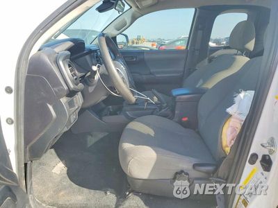 Zdjęcie 7 z 12 samochodu: 2019 TOYOTA TACOMA SR VIN:5TFRX5GNXKX133974 - miniatura