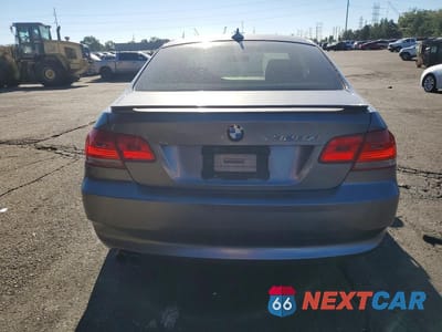 Zdjęcie 6 z 12 samochodu: 2007 BMW 328 XI VIN:WBAWC33537PC86034 - miniatura