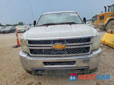 Piąte zdjęcie samochodu w środku: 2012 CHEVROLET SILVERADO K2500 HEAVY DUTY VIN:1GC2KVCG8CZ343454 - miniatura