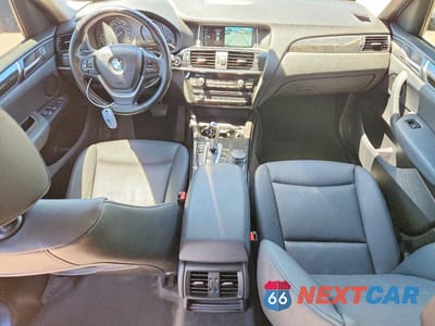 Zdjęcie 8 z 12 samochodu: 2017 BMW X3 SDRIVE28I VIN:5UXWZ7C30H0V89219 - miniatura
