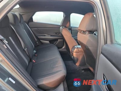 Zdjęcie 10 z 12 samochodu: 2026 HYUNDAI ELANTRA SEL SPORT VIN:KMHLM4DG5TU155801 - miniatura