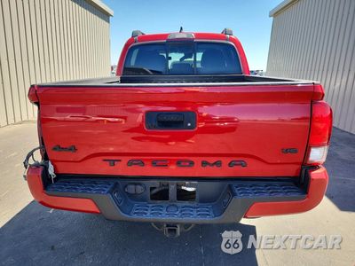 Zdjęcie 6 z 12 samochodu: 2022 TOYOTA TACOMA SR V6 VIN:3TMCZ5AN1NM472724 - miniatura