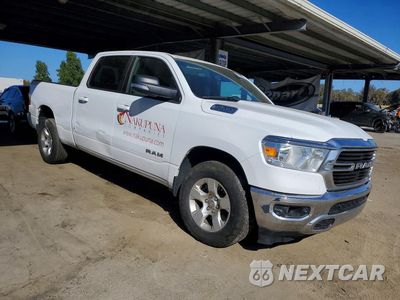 Czwarte zdjęcie samochodu z boku: 2021 RAM 1500 BIG HORN/LONE STAR VIN:1C6SRFMT1MN780855 - miniatura