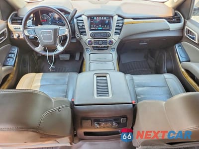 Zdjęcie 8 z 13 samochodu: 2017 GMC YUKON XL DENALI VIN:1GKS2HKJ0HR147583 - miniatura
